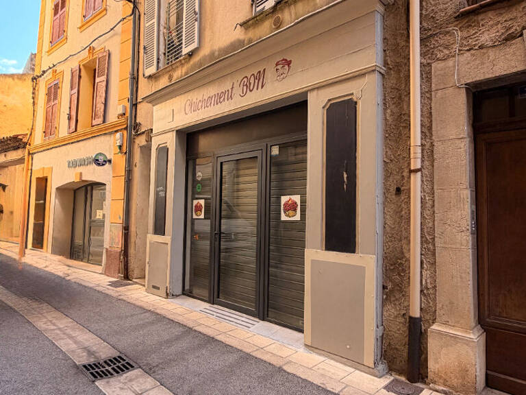 Local commercial Brignoles 25 m2 — photo 1