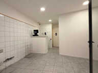 Local commercial Brignoles 25 m2 — photo 2