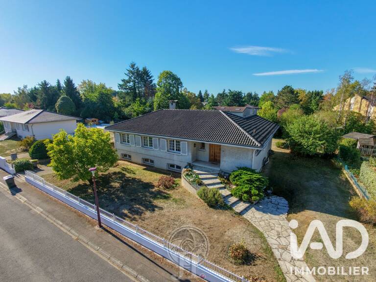 Vente Maison/villa 9 pièces — photo 1