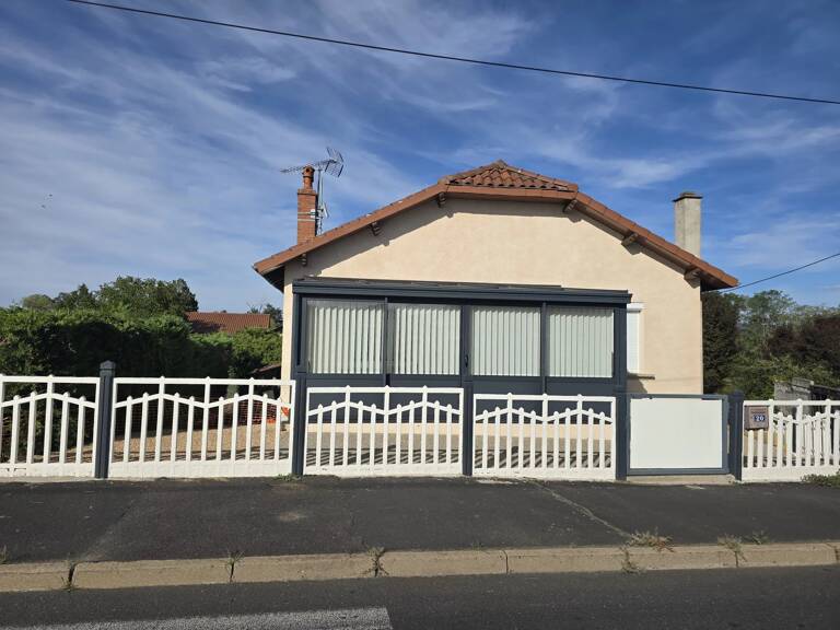 VIAGER – Belle maison familiale avec terrain — photo 1