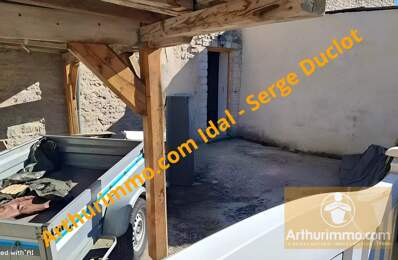 Maison de village  de plain-pied avec cour de 40 m² env — photo du bien
