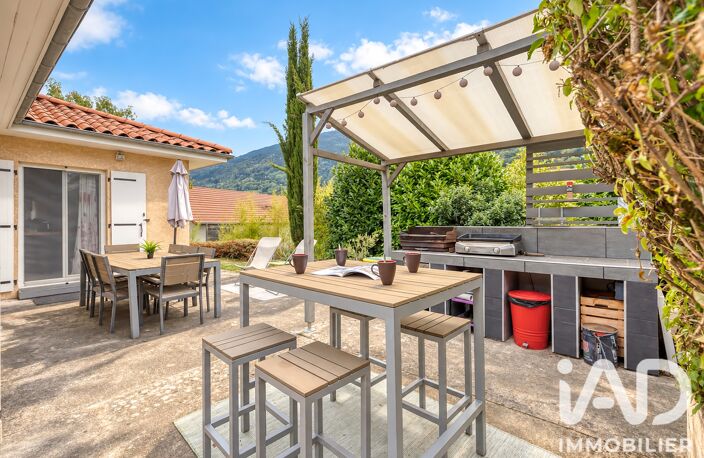 Vente Maison/villa 6 pièces — photo 3