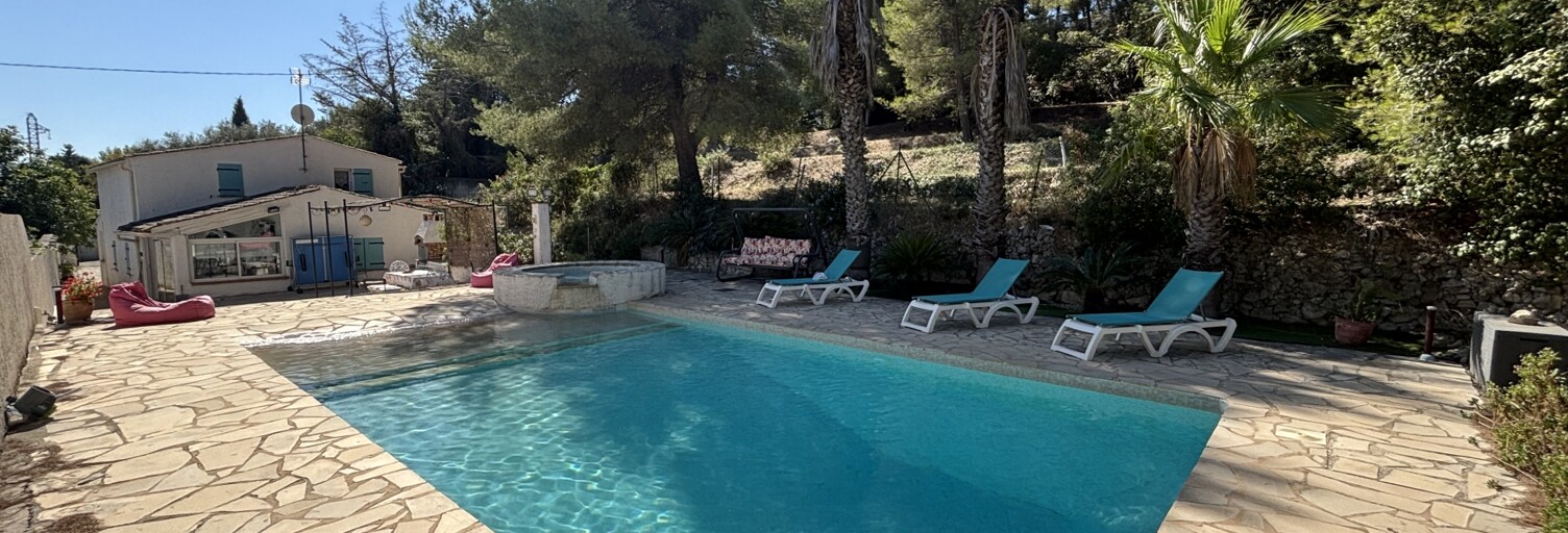 Maison 5 Pièces 122 m² à vendre à Sanary-sur-Mer (83110)