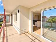 DRAGUIGNAN  T3 LUMINEUX AVEC TERRASSE, PISCINE & PARKING COUVERT — photo 4