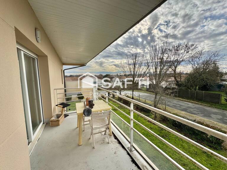 APPARTEMENT 2 CHAMBRES ET BALCON A NIORT — photo 1