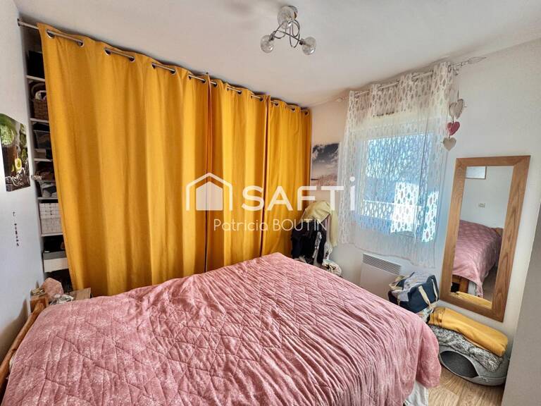 APPARTEMENT 2 CHAMBRES ET BALCON A NIORT — photo 1