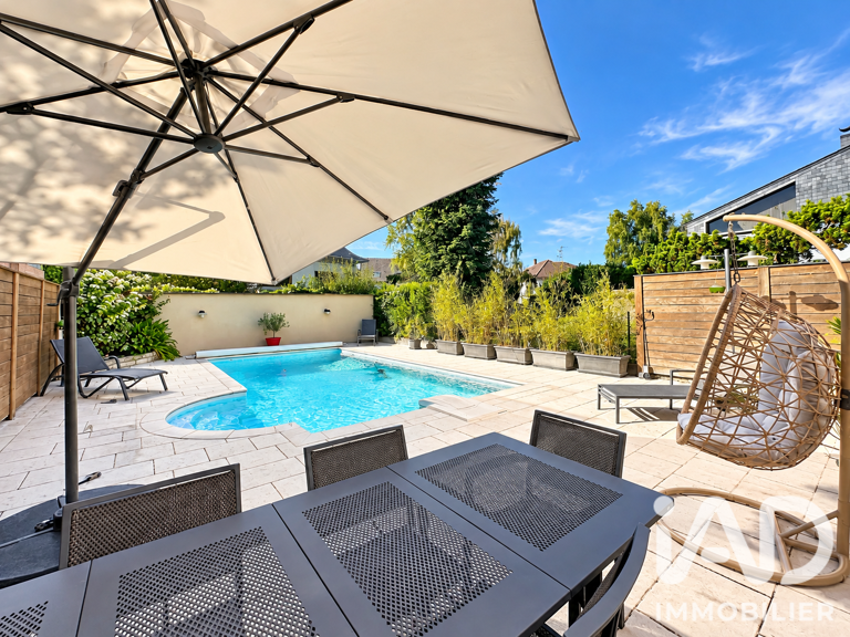 Vente Maison traditionnelle 8 pièces — photo 1