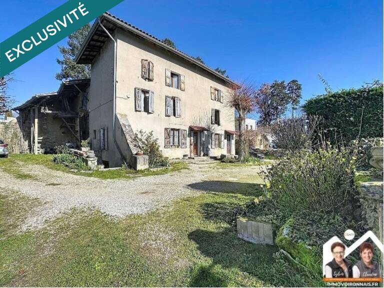 Hauteurs de Voiron  Ancienne ferme, 2 logements et 280 m² de granges — photo 1