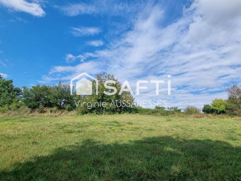 Terrain constructible viabilisé — photo 1