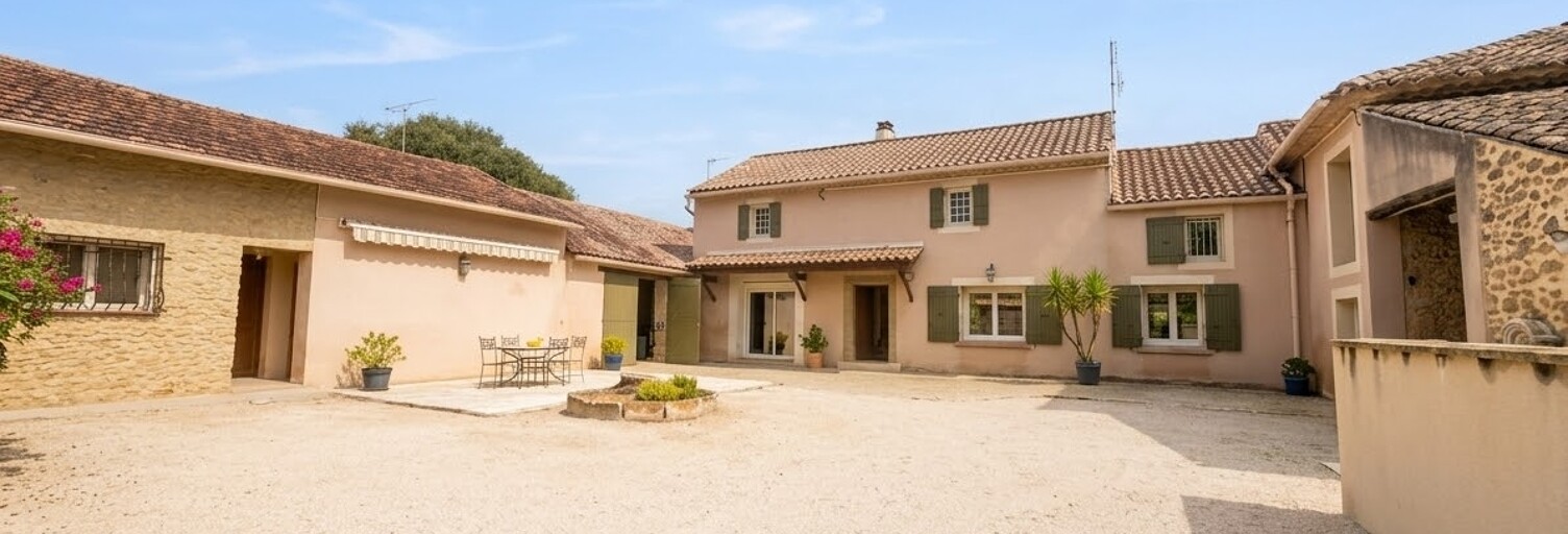 Maison 10 Pièces 255 m² à vendre à Sérignan-du-Comtat (84830)