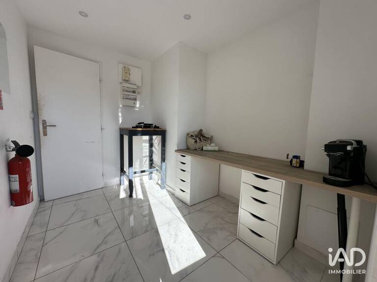 Location Boutique/Local commercial 54 m&sup2; — photo 1