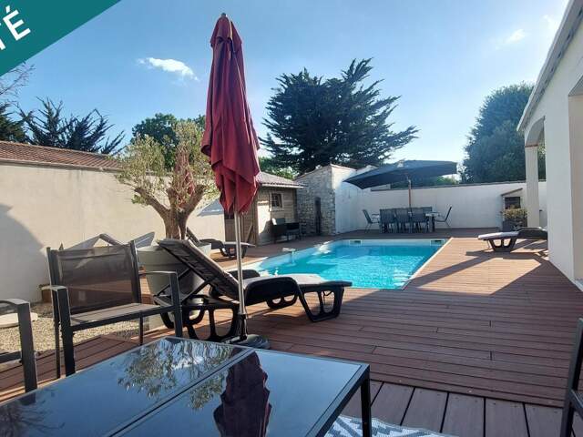 ENSEMBLE IMMOBILIER AVEC ACTIVITE DE GITES EN EXPLOITATION — photo du bien