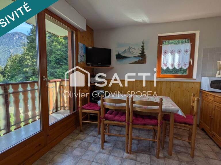 RARE : Appartement 3 pièces de 33m2 carrez avec box fermé OFFRANT une VUE DEGAGEE , place de PARKING PRIVATIVE et CAVE — photo 1