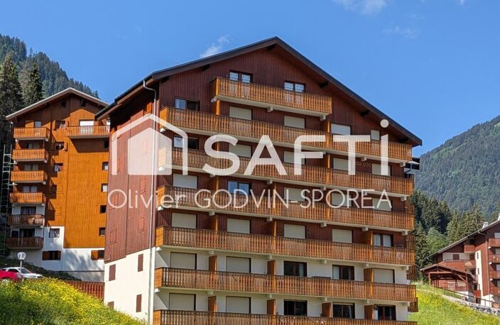 RARE : Appartement 3 pièces de 33m2 carrez avec box fermé OFFRANT une VUE DEGAGEE , place de PARKING PRIVATIVE et CAVE — photo 4