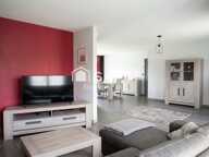 Maison de plain-pied 105 m²  3 ch.  Terrain 1 118 m² avec parcelle constructible  Piscine & Garage — photo 4
