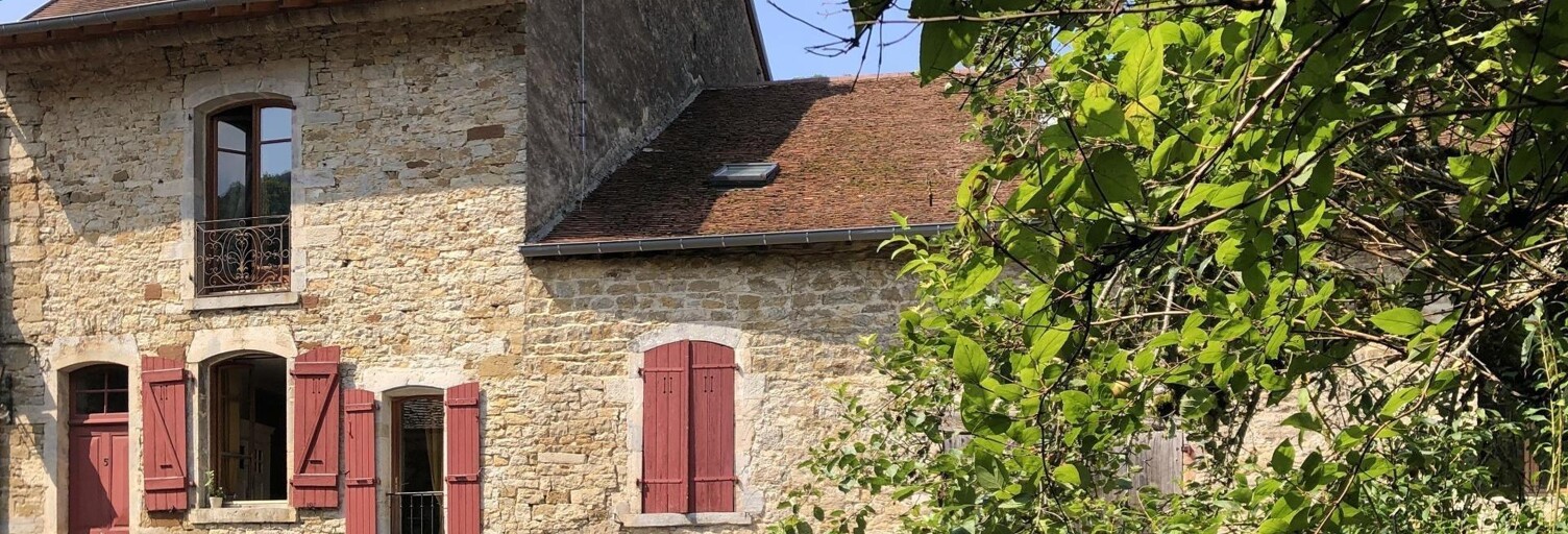 Maison 15 Pièces 360 m² à vendre à Les Planches-près-Arbois (39600)