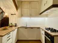 Maison en pierre  359,33 m²  Les Planches-près-Arbois — photo 2