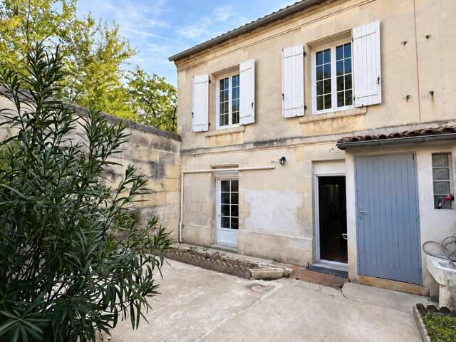 MAISON DE VILLE 176 m²  4 CHAMBRES  COUR & GARAGE — photo du bien