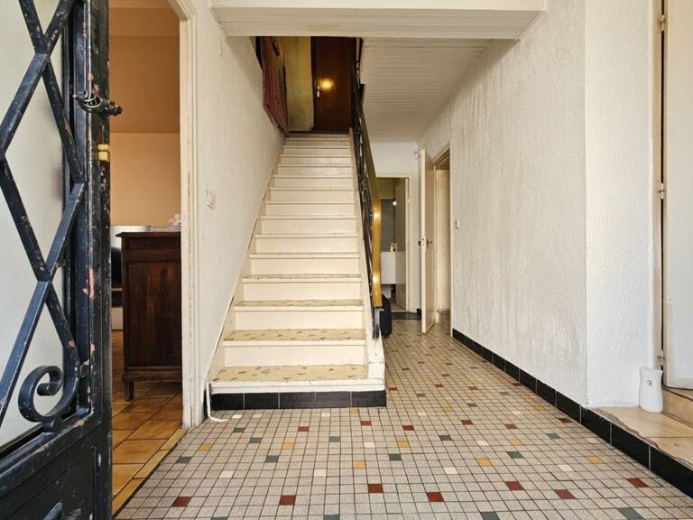 Maison de ville avec terrasse — photo 1