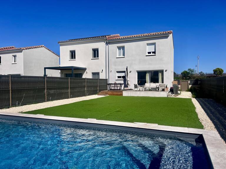 Villa AVEC PISCINE — photo 1