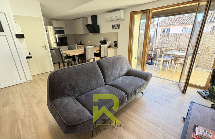 AGDE -- Un appartement entièrement rénové avec terrasse au de — photo 2