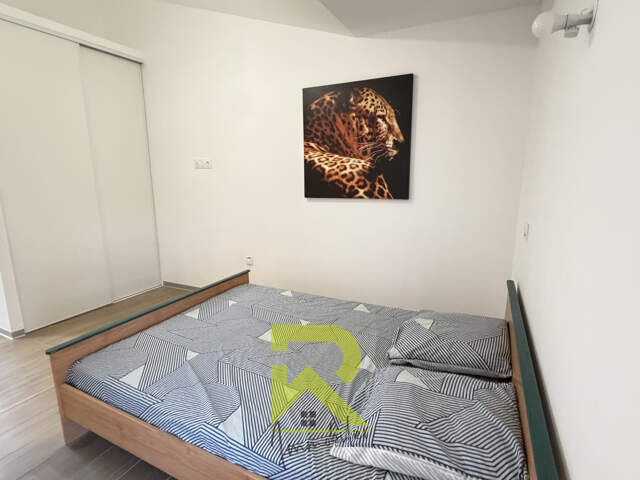 AGDE -- Un appartement entièrement rénové avec terrasse au de — photo du bien