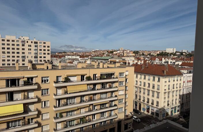 Vente appartement 5 pièces 80 m² Lyon 6 (69006) — photo 2