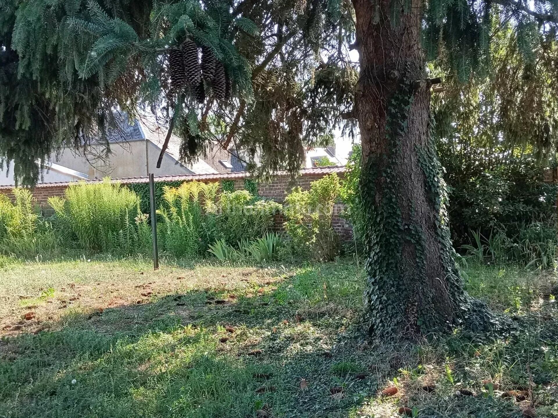 Vente Terrain 337 m2 à Gisors · 132 000 €