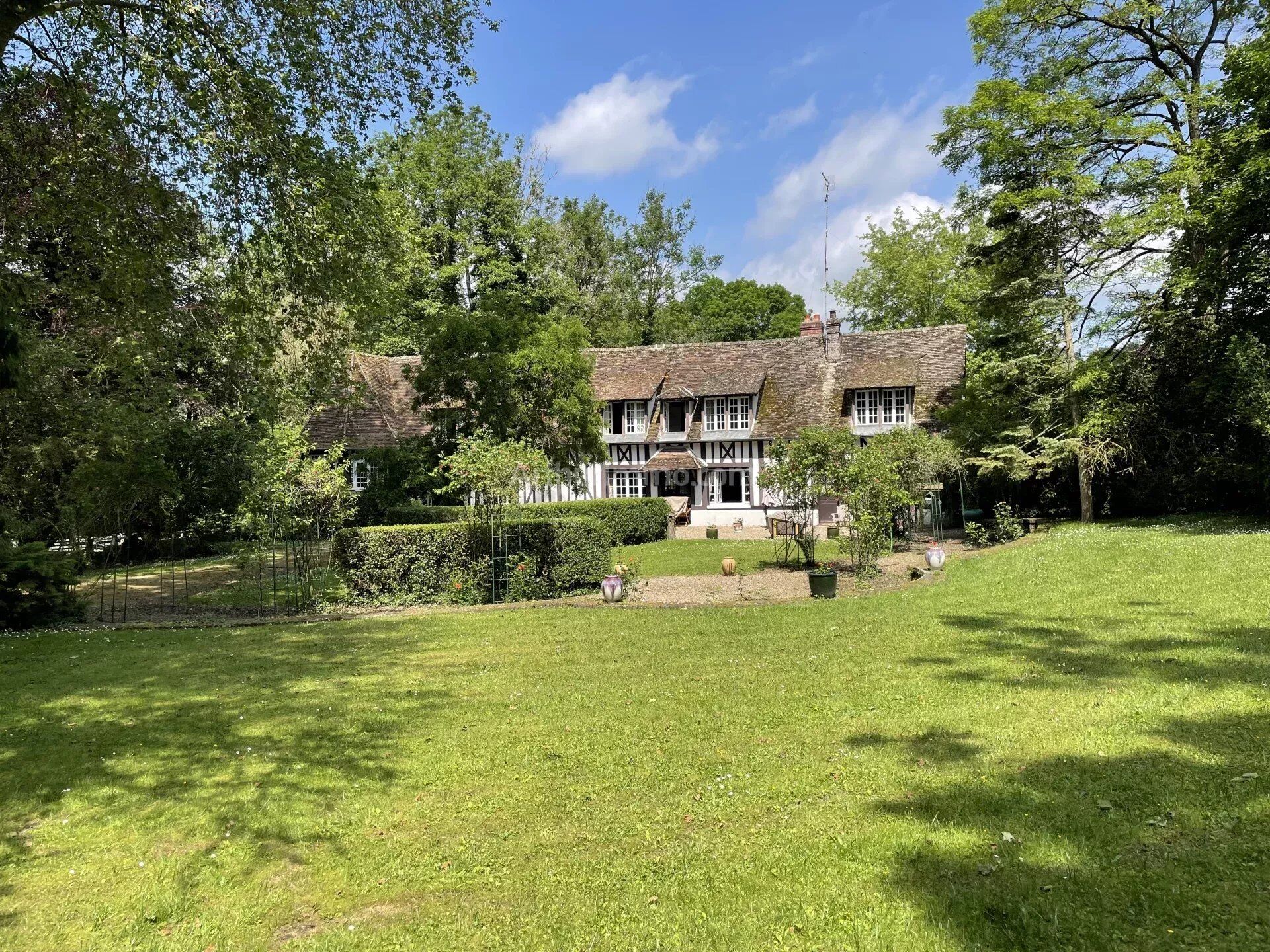 Maison 295 m² · à Gisors · 295 m² · 852 800 €