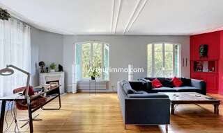 Maison 9 Pièces 198 m² à vendre à Villeneuve-le-Roi (94290)