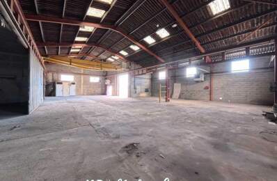 Vente Local d'activités 702 m&sup2; — photo du bien