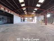 Vente Local d'activités 702 m&sup2; — photo 2