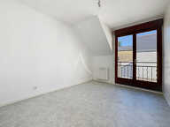 APPARTEMENT DUPLEX  2 CHAMBRES CHATEAU GONTIER — photo 2