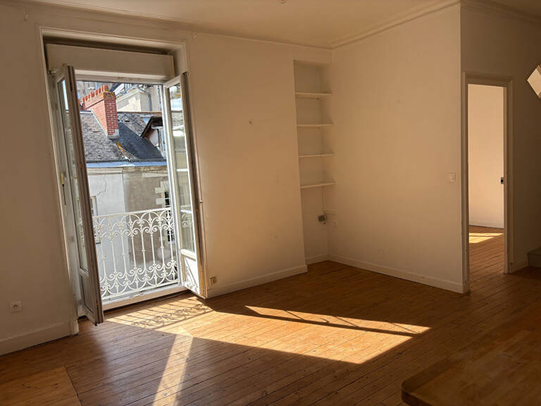 A VENDRE NANTES PREFECTURE CONFORTABLE TYPE 2 DANS PETITE COPROPRIETE AU CALME DE SON IMPASSE — photo 1