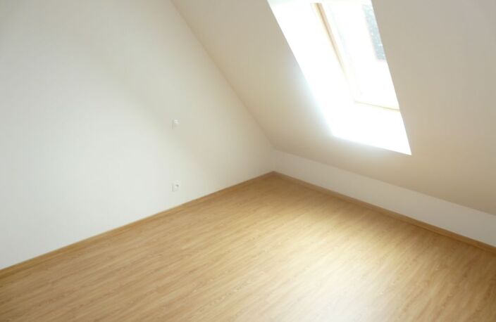 BELLE MAISON RECENTE T5 Parville 100,03 m² avec GARAGE — photo 5