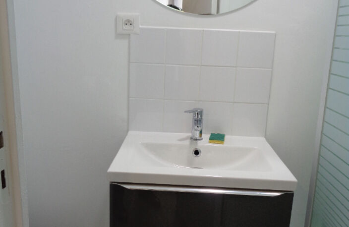 Evreux  T1 bis 18.75 m²  MEUBLÉ en centre-ville. — photo 4