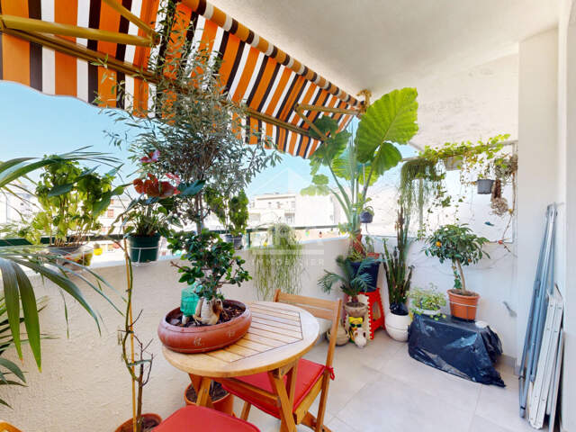 NICE - FLEURS / FRÉDÉRIC PASSY : JOLI 2 PIÈCES TRAVERSANT AVEC BALCONS — photo du bien