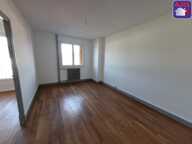 APPARTEMENT AVEC GARAGE - PROVISION SUR CHARGES COMPRENANT LE CHAUFFAGE — photo 2