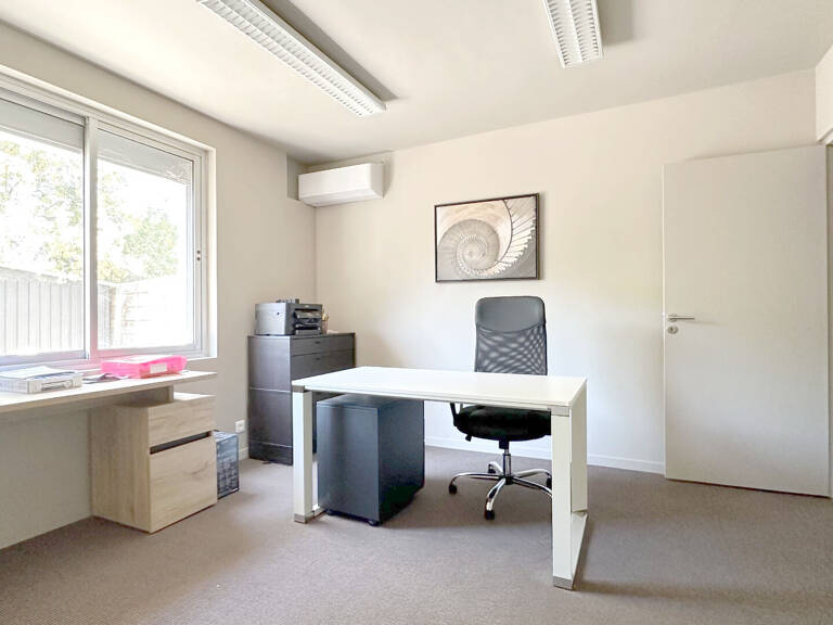 Bureaux Aix En Provence 1 pièce(s) 14 m2 — photo 1