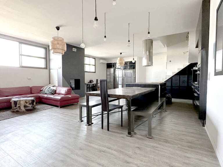 Immeuble Aix En Provence 400 m2 — photo 1