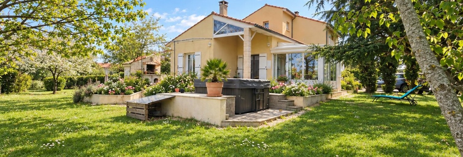 Maison 7 Pièces 174 m² à vendre à Anais (16560)