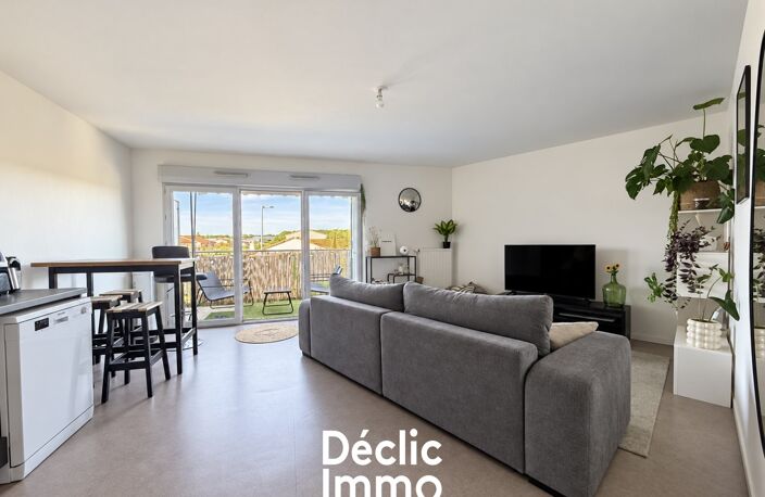 INVESTISSEURS - T3 loué avec balcon et deux parkings — photo 2