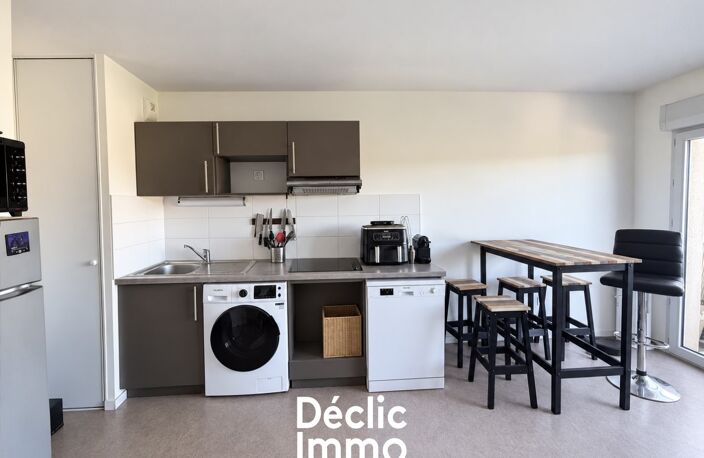 INVESTISSEURS - T3 loué avec balcon et deux parkings — photo 3