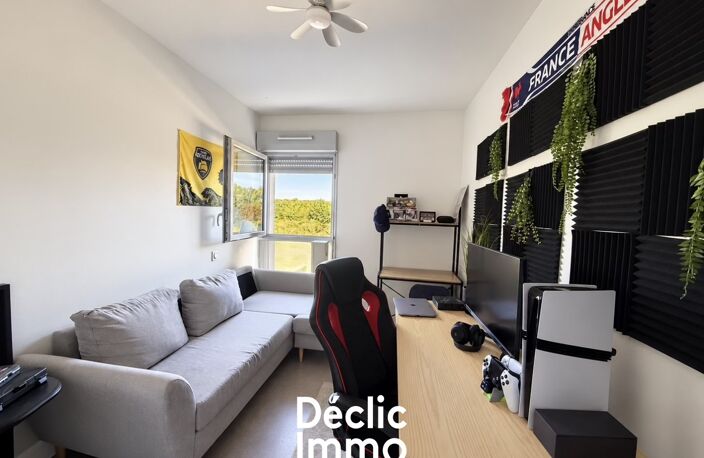 INVESTISSEURS - T3 loué avec balcon et deux parkings — photo 5