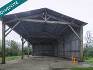 Grande parcelle + bâtisses en pierre + hangars — photo 3