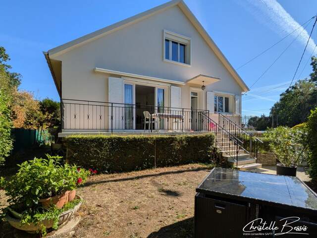 Maison familiale, 4 chambres, jardin et s/sol total — photo du bien