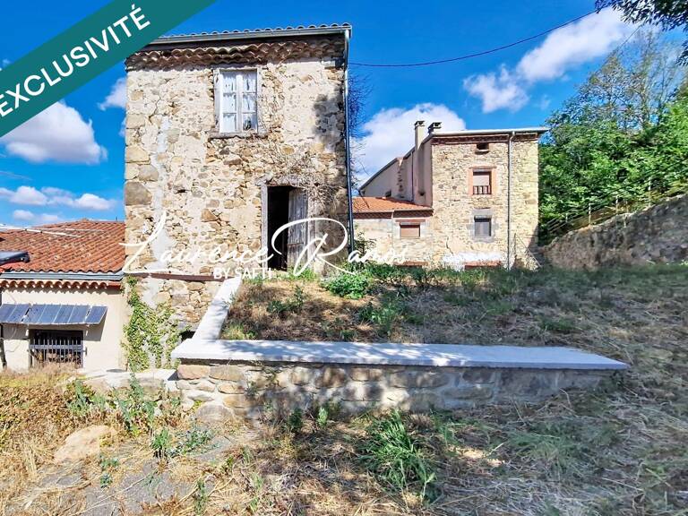 Maison à restaurer avec terrain — photo 1