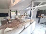 Superbe plain-pied de 100 m² avec piscine et garage — photo 3