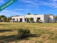 Maison contemporaine de plain-pied  147 m²  Pipriac — photo 2