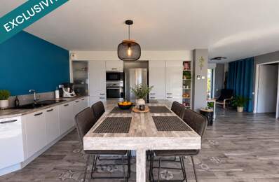Maison contemporaine de plain-pied  147 m²  Pipriac — photo du bien